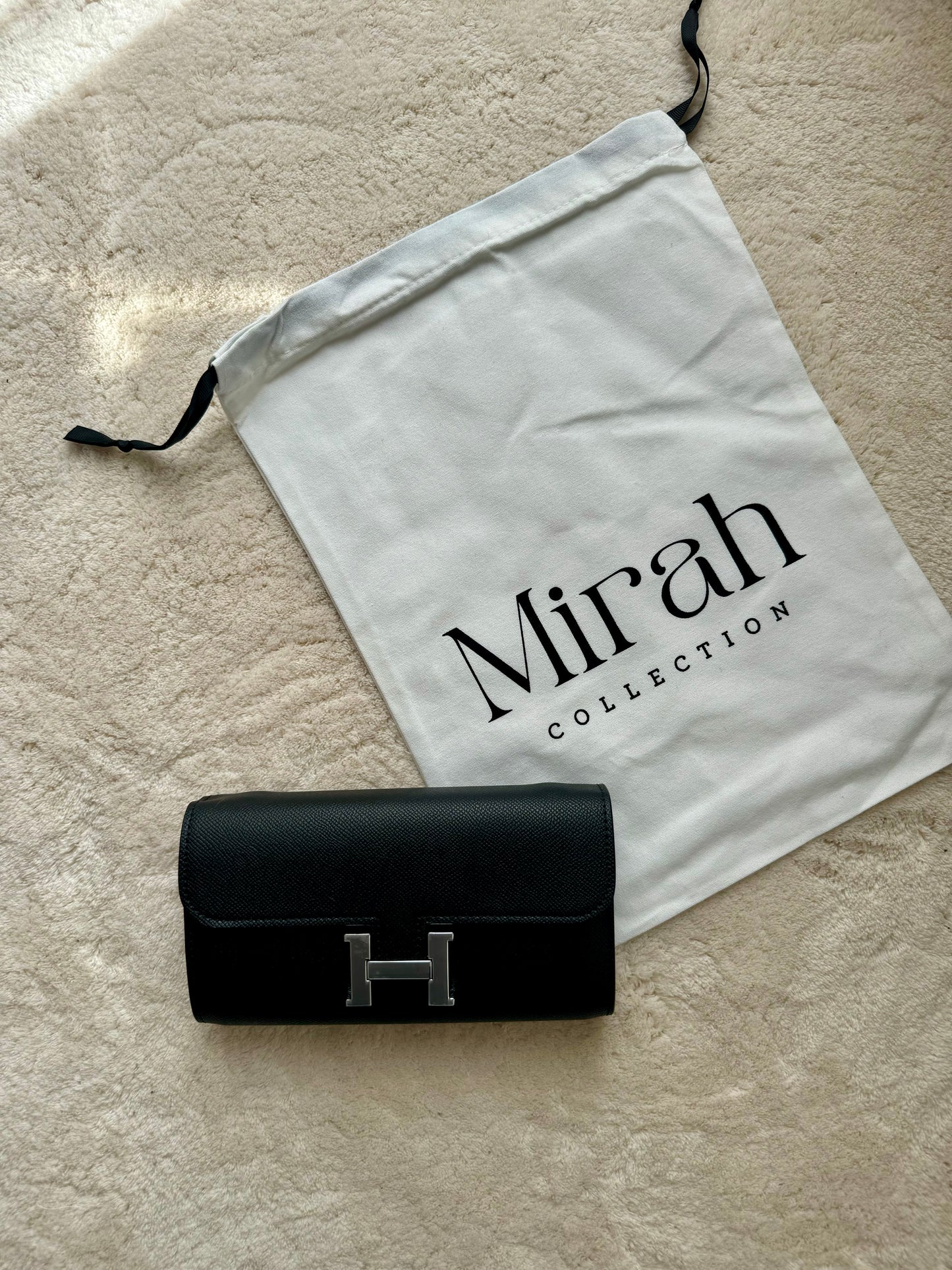 PORTEFEUILLE NOIR BOUCLE ARGENT CUIR RIGIDE - pochette